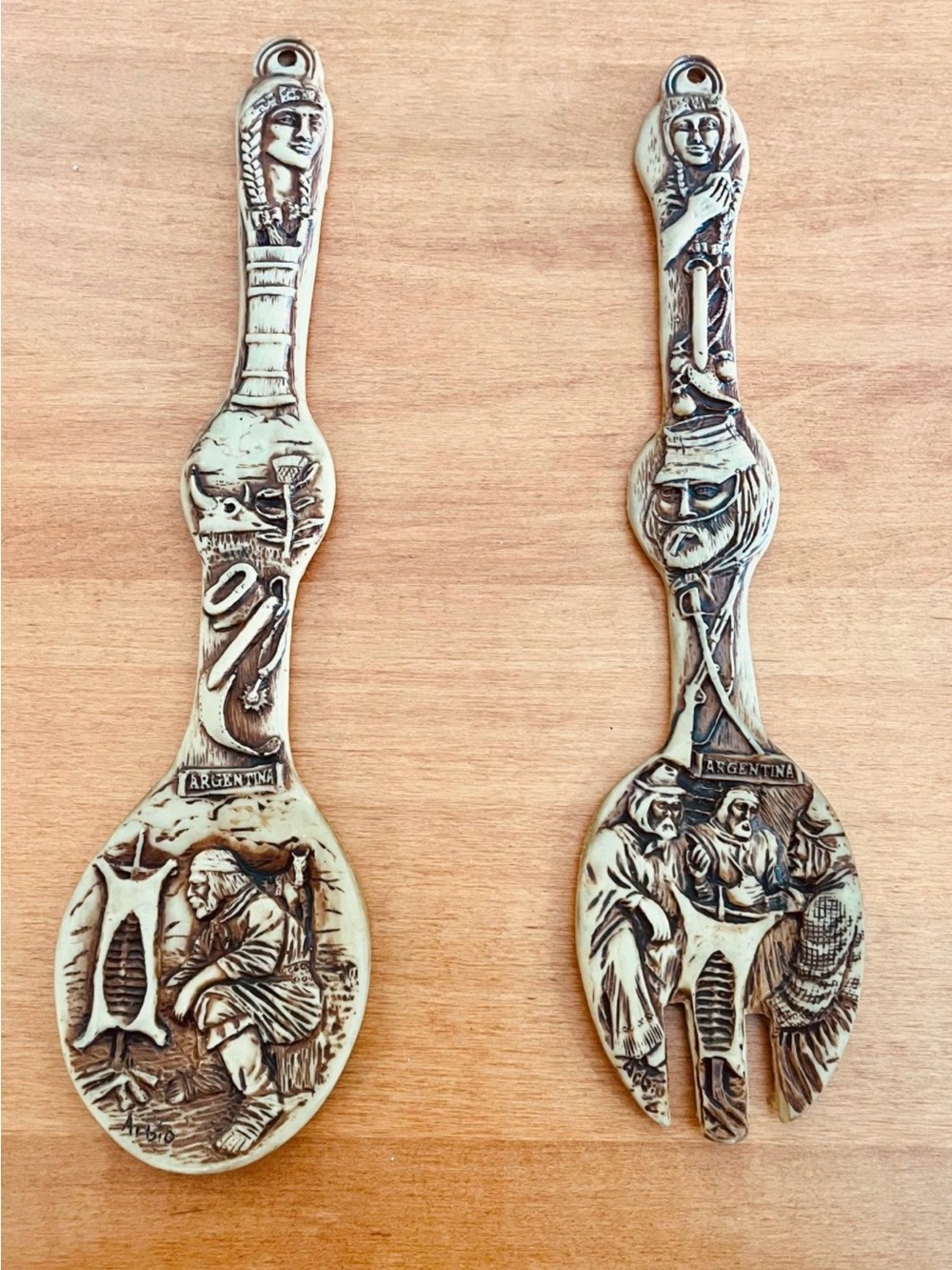Vintage Argentina Gaucho Large Decorative Wall Hanging Spoon & Fork, Resin